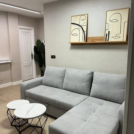 La Farola De アパート